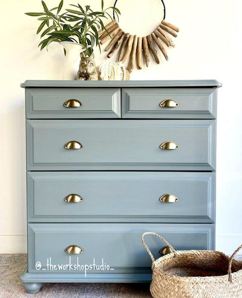 Metal Drawer handle pull - Cup Shell
