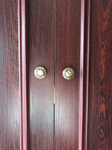 Drawer handle pull knob - leaf inlay