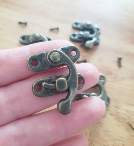 Metal latch hasp - Antique Vintage Bronze look